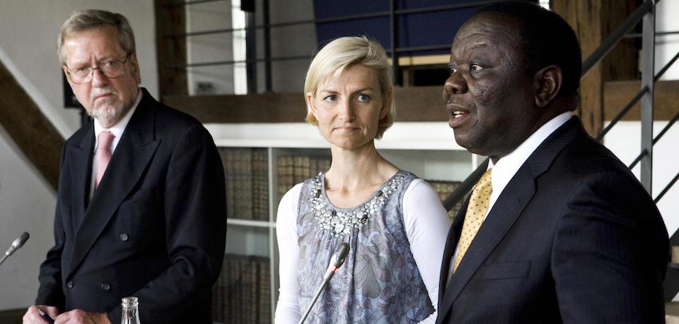 Prime Minister Morgan Tsvangirai (R) of Zimbabwe, Danish minister of development Ulla Tornaes